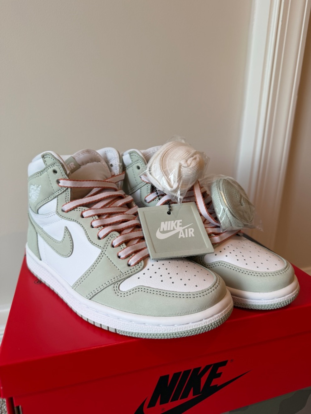 Jordan 1 Retro High OG - Seafoam